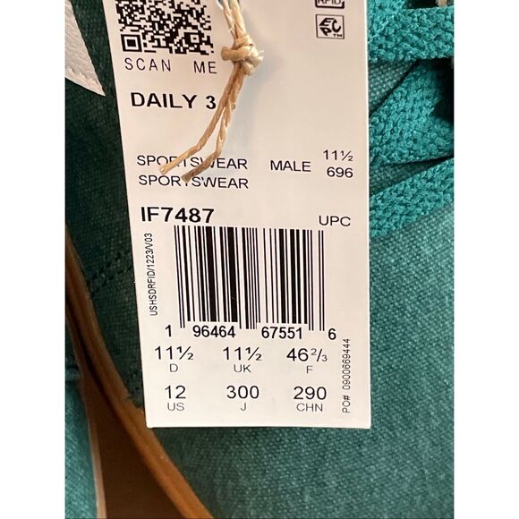 Adidas Men Daily 3.0 New in Box 12 - Picture 8 of 11